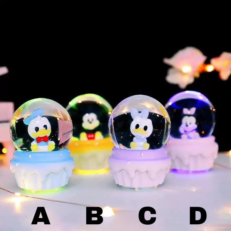 Osvijetljene figurice u kugli, Mickey Mouse Donald Duck ukrasna kugla dekorativna